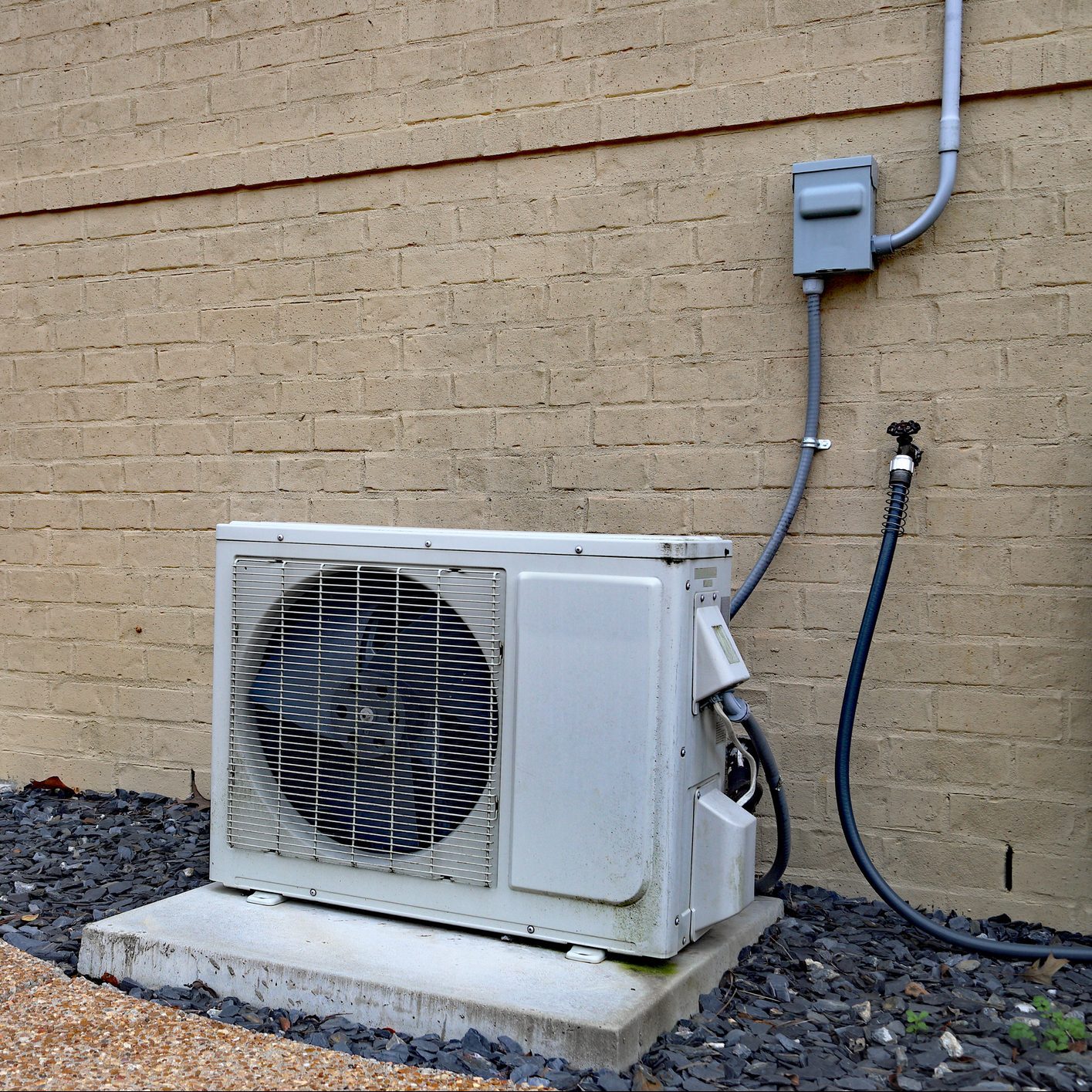 A Beginner’s Guide to Outdoor AC Unit Wiring at Home