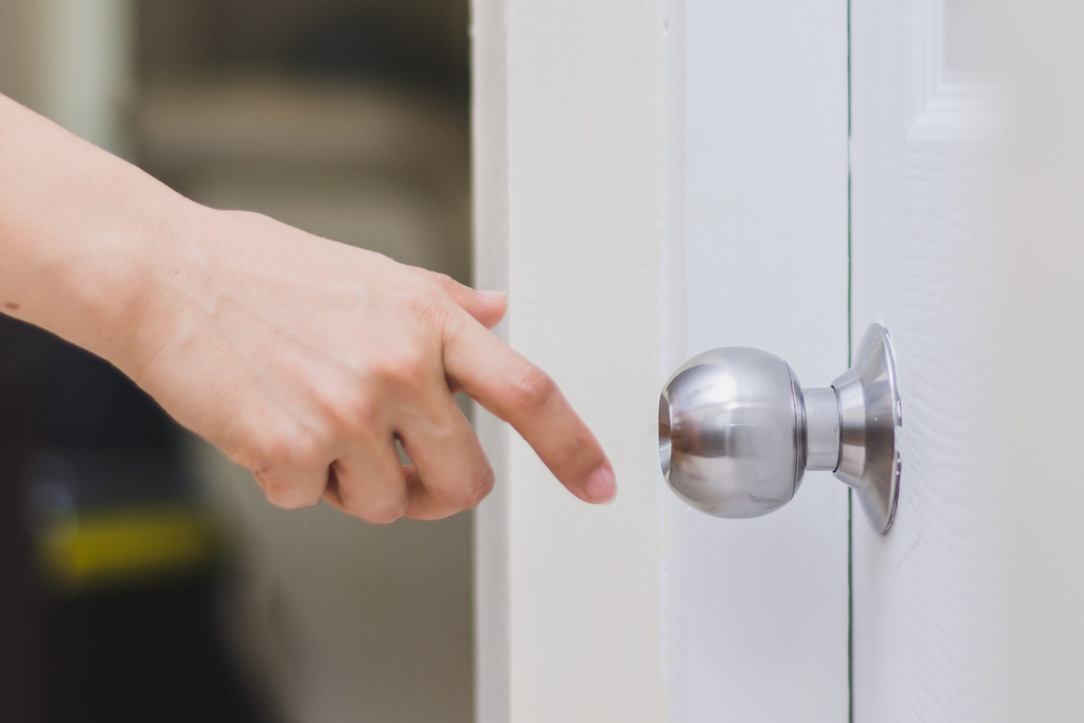 How to Reduce Static Electricity in Your House