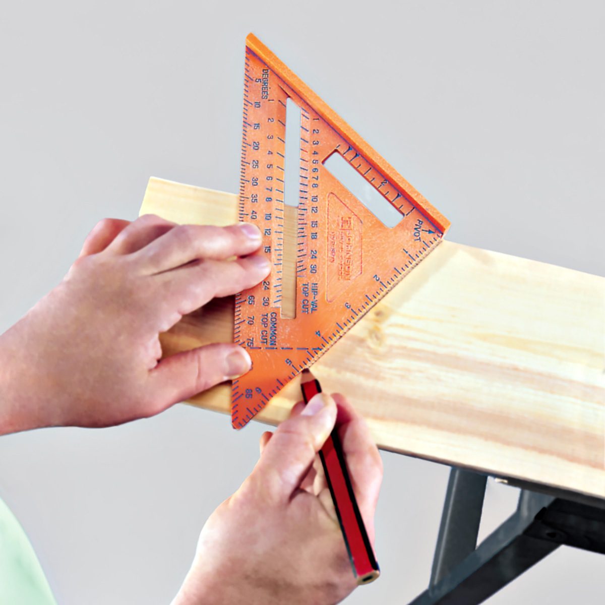 How to Use a Speed Square